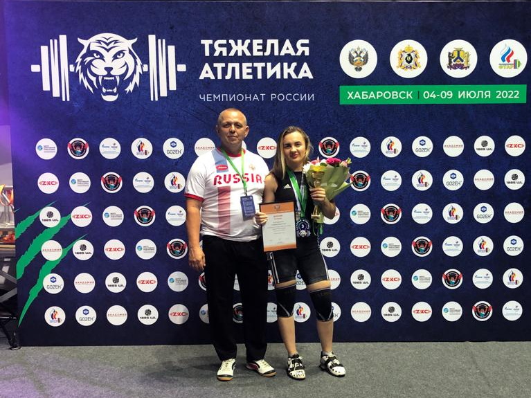 Елена Стародубцева на Чемпионате России по тяжелой атлетике - 2022